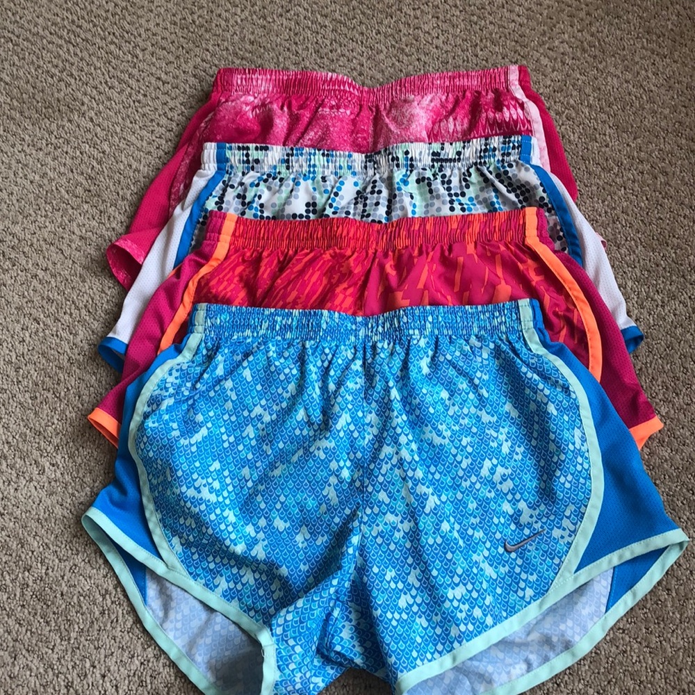 Nike running shorts Girls M (Set of 4)